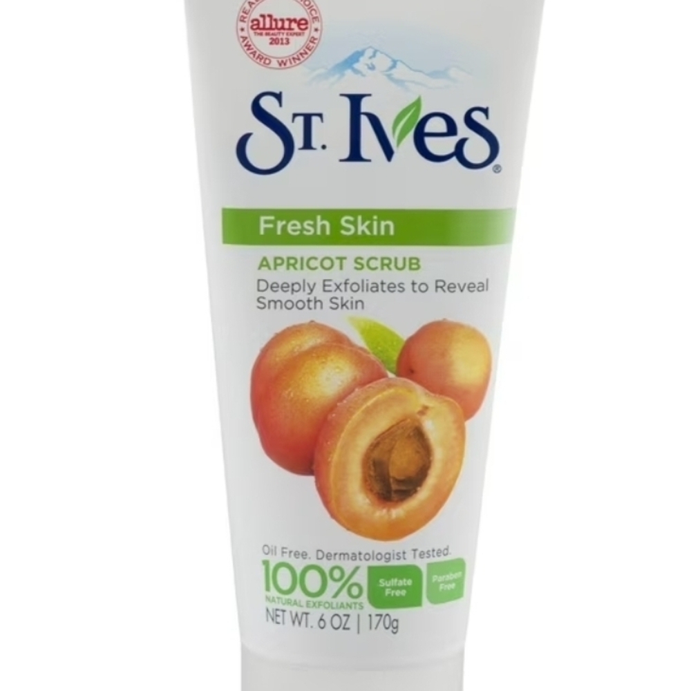 Fresh Skin Apricot Scrub - White and Green